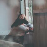 Anxiety in women, causes, natural solutions